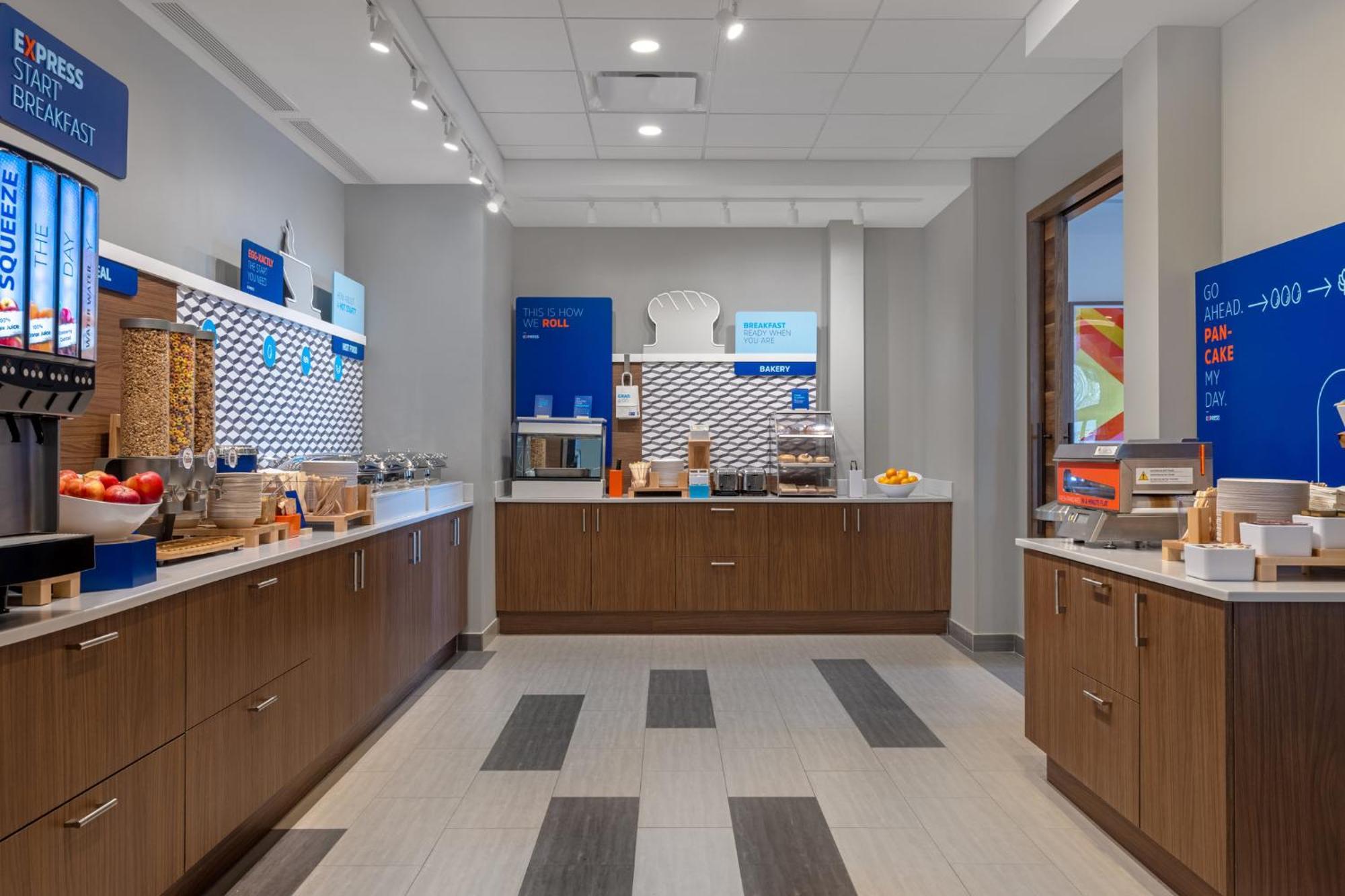 Holiday Inn Express & Suites St Thomas เซนต์ธอมัส ภายนอก รูปภาพ