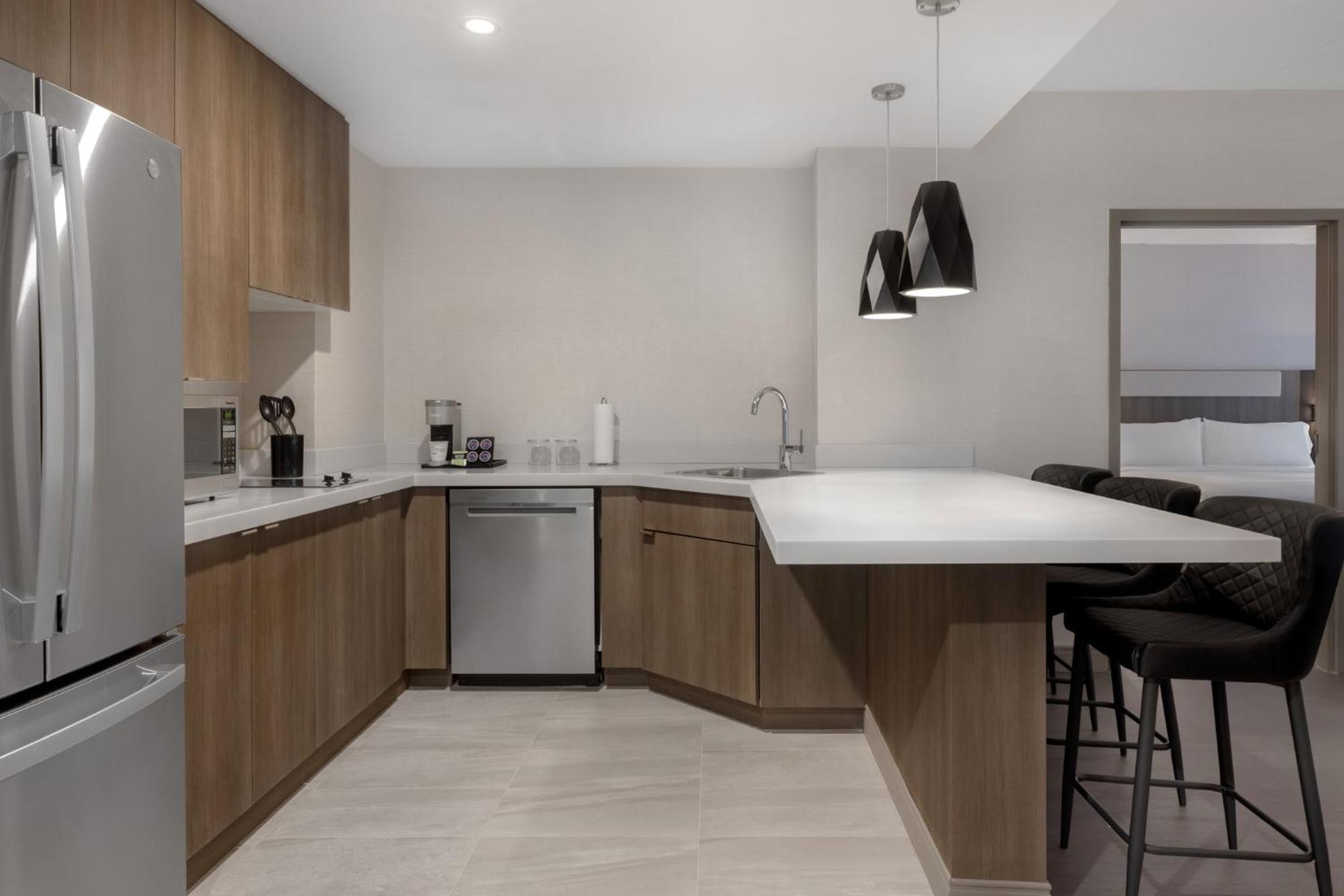 Holiday Inn Express & Suites St Thomas เซนต์ธอมัส ภายนอก รูปภาพ